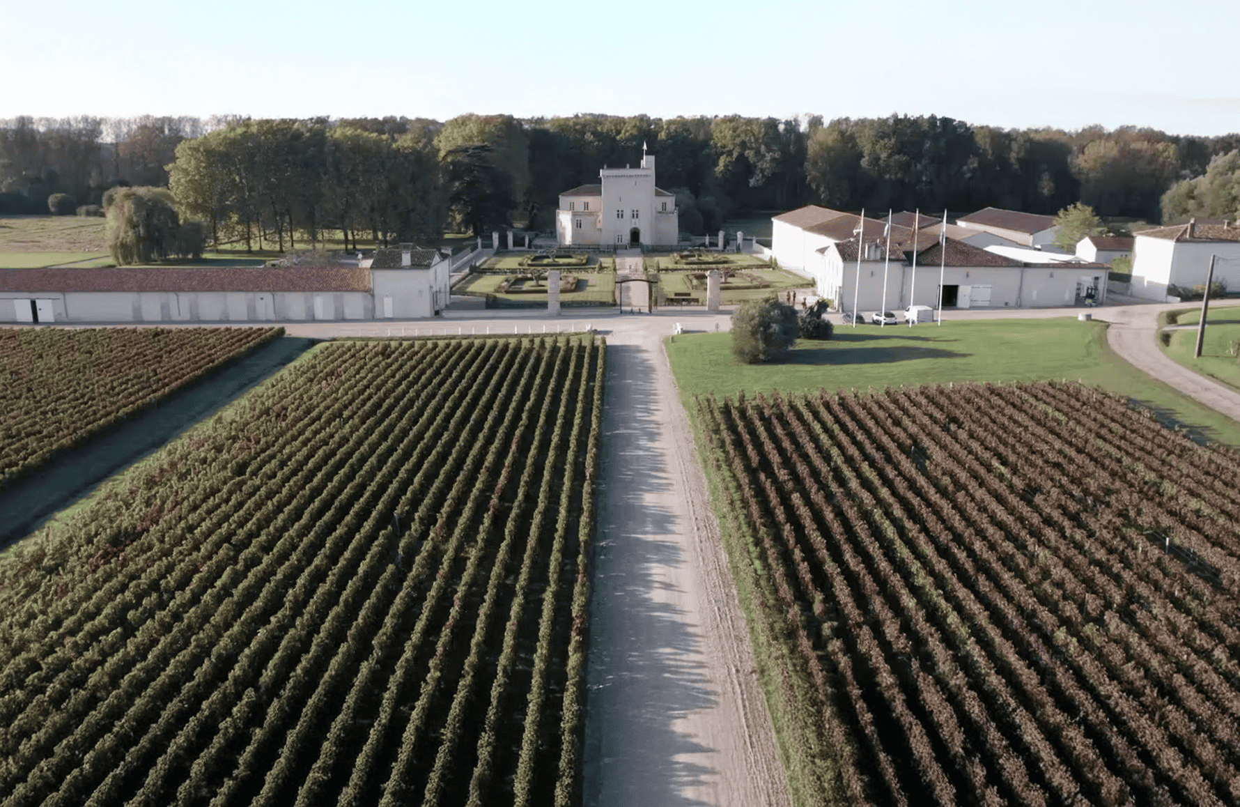 the story of Schloss La Tour Carnet